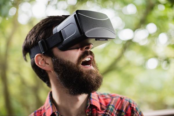 Dispositivi wearable: i visori VR
