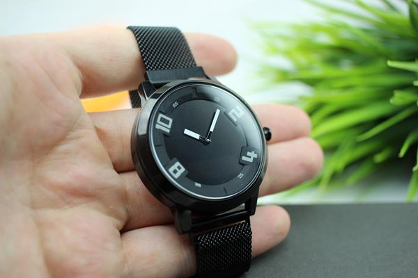Recensione Lenovo Watch X: Il design